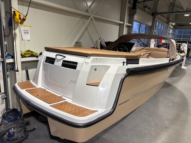 Nieuw op voorraad! Corsiva 650 Tender Beigegrijs met Yamaha F70 - Afbeelding 2