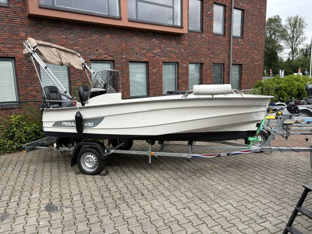 Occasion Pegazus 450 met Yamaha F40 en trailer - Afbeelding 2