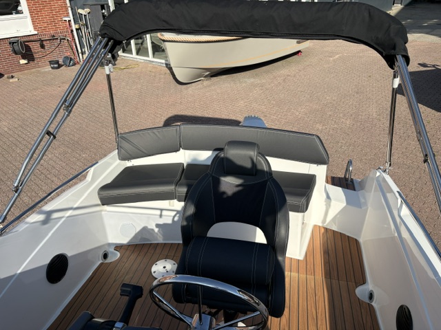 Occasion Prins 555 Open met Honda BF40 2024 - Afbeelding 40